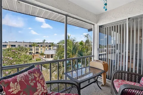 $140,000 | 8693 Bardmoor Boulevard, Unit 301B, Largo, FL 33777