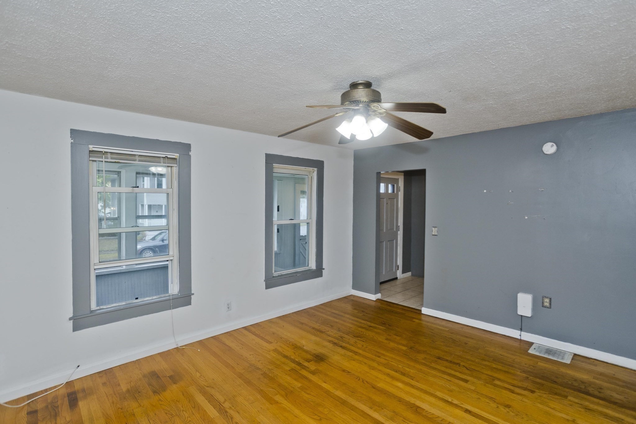 1439 Worcester Street Springfield, MA 01151 - Photo 14 of 31 Gallery Image 14