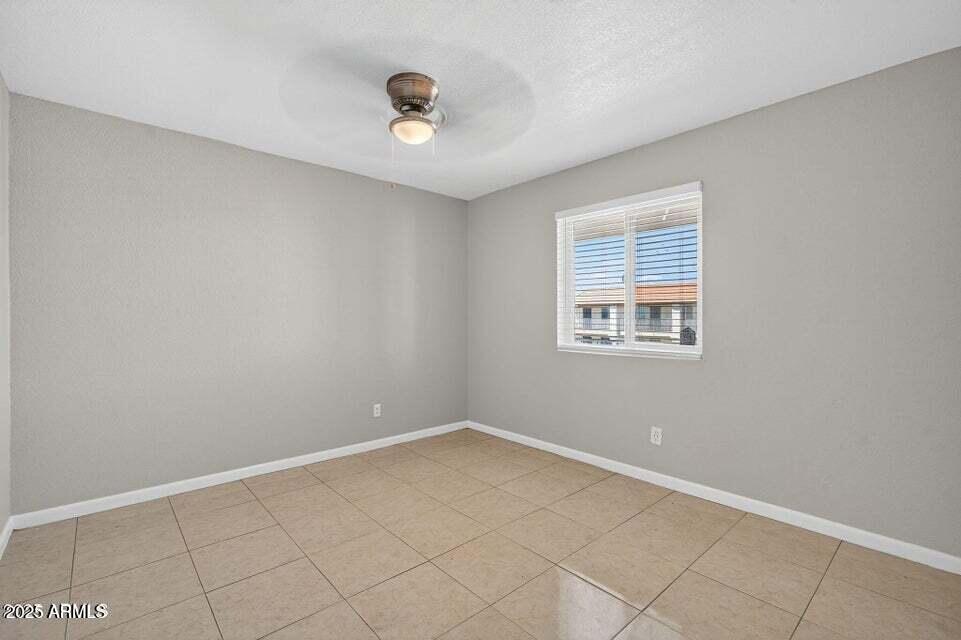 21622 North 23rd Avenue, Unit B 303 Phoenix, AZ 85027 - Photo 5 of 8 23rd Ave Bedroom 2025