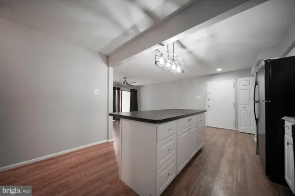 $1,900 | 10106 Campus Way South, Unit 1023B, Upper Marlboro, MD 20774