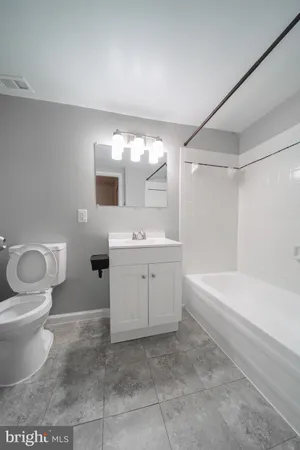 $1,900 | 10106 Campus Way South, Unit 1023B, Upper Marlboro, MD 20774