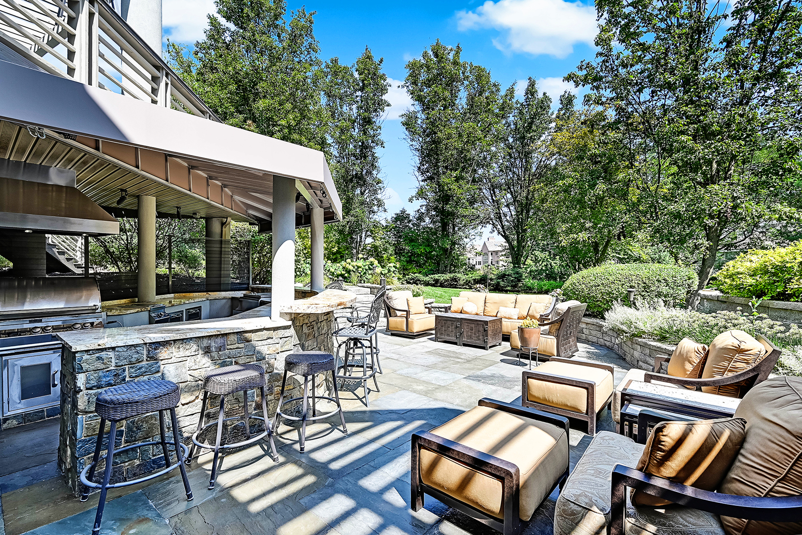 125 Circle Ridge Drive Burr Ridge, IL 60527 - Photo 14 of 56