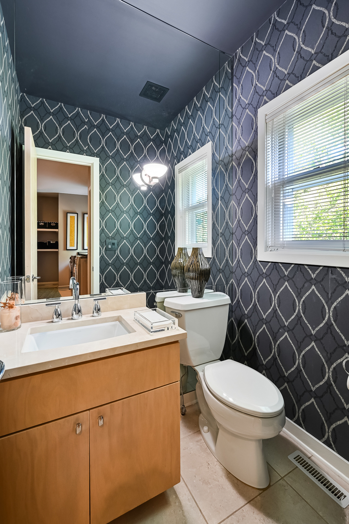 125 Circle Ridge Drive Burr Ridge, IL 60527 - Photo 32 of 56