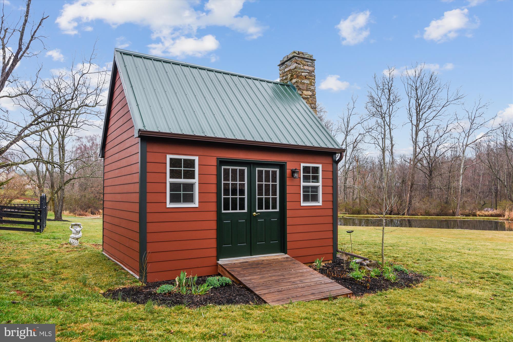 5245 Georgetown Road Broad Run, VA 20137 - Photo 11 of 73 storage shed