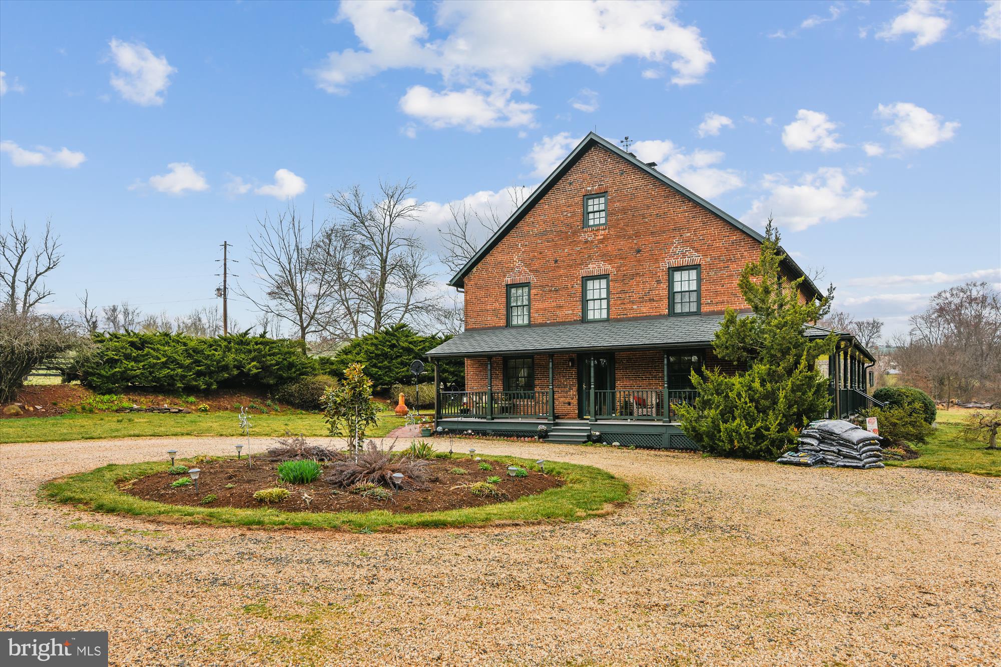 5245 Georgetown Road Broad Run, VA 20137 - Photo 4 of 73 Gallery Image 4