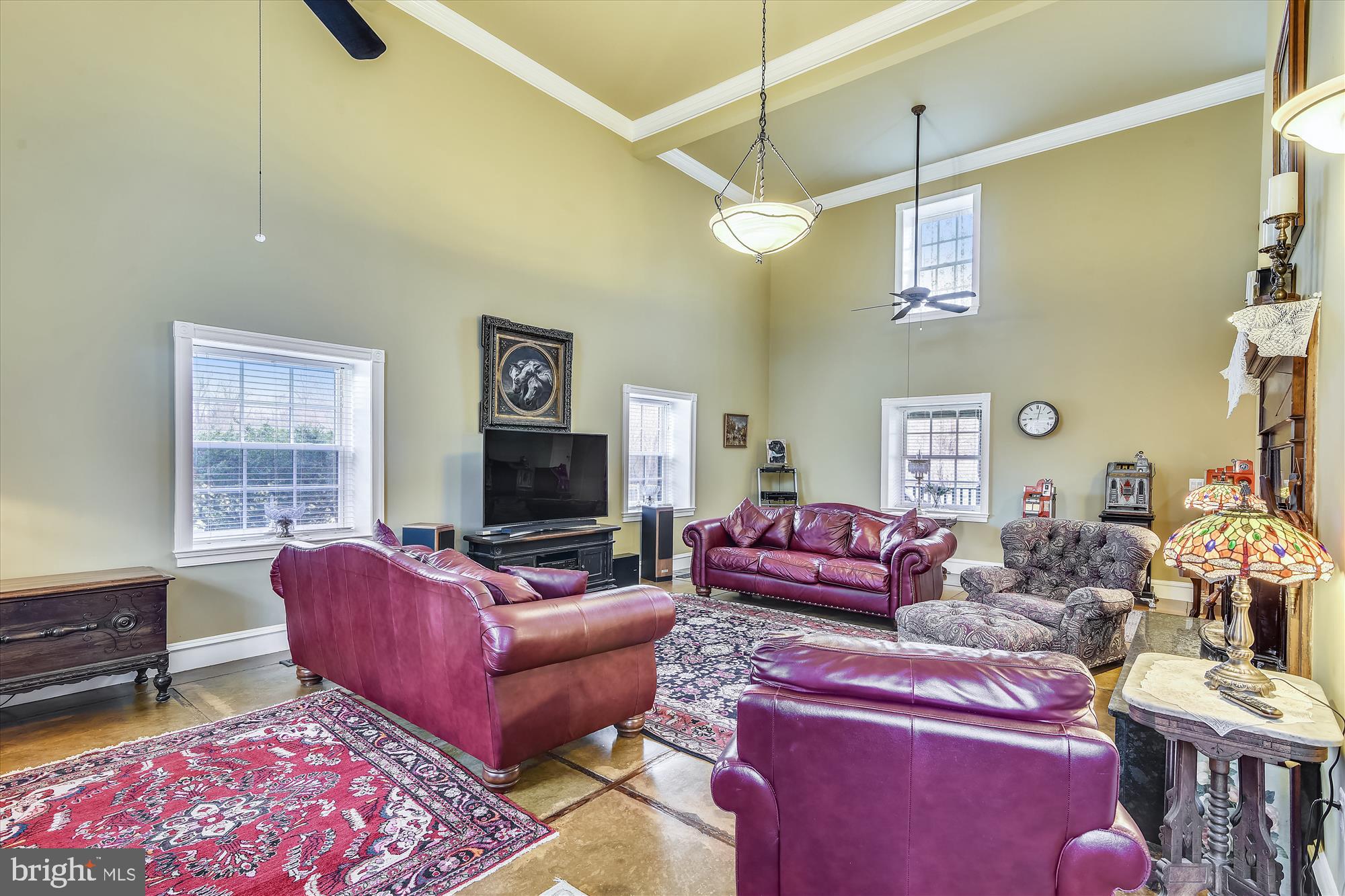 5245 Georgetown Road Broad Run, VA 20137 - Photo 31 of 73 Family room