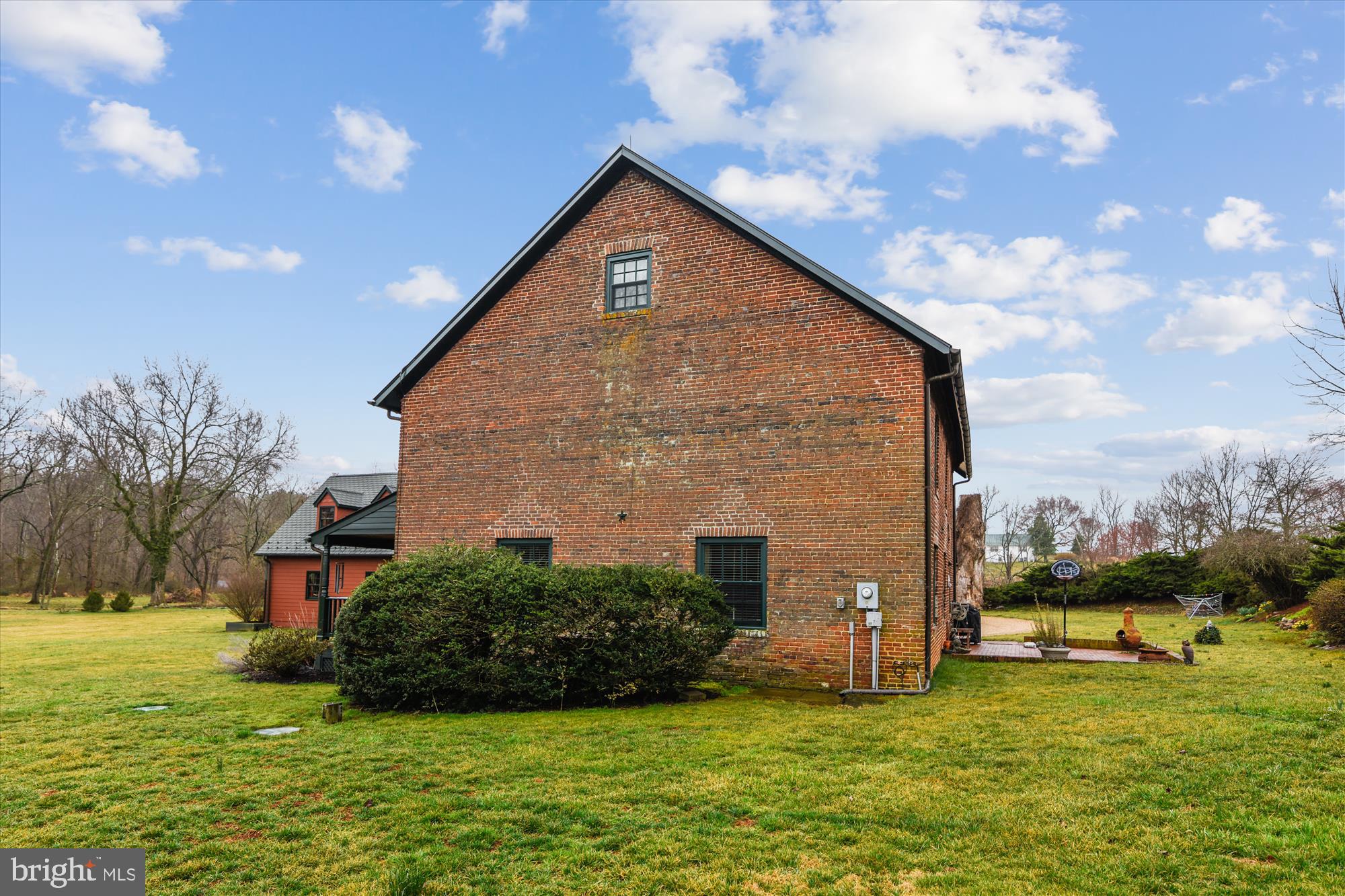5245 Georgetown Road Broad Run, VA 20137 - Photo 5 of 73 Gallery Image 5