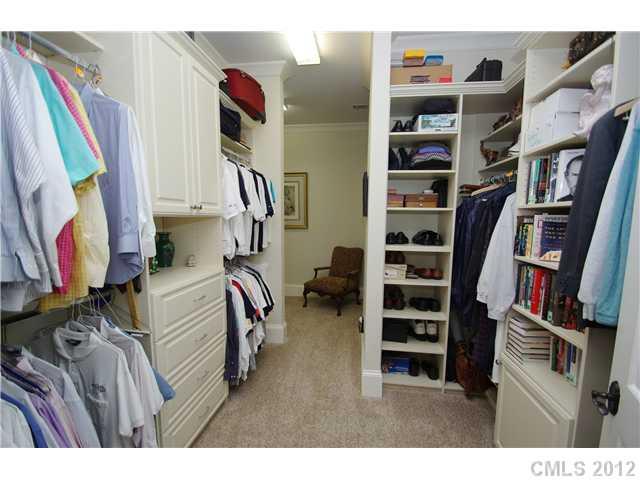 2223 Croydon Road, Unit 101 Charlotte, NC 28207 - Photo 12 of 16 Gallery Image 12
