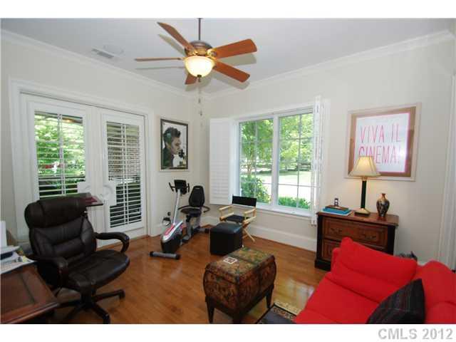 2223 Croydon Road, Unit 101 Charlotte, NC 28207 - Photo 14 of 16 Gallery Image 14