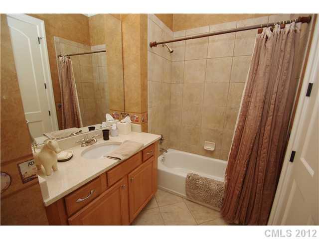 2223 Croydon Road, Unit 101 Charlotte, NC 28207 - Photo 15 of 16 Gallery Image 15