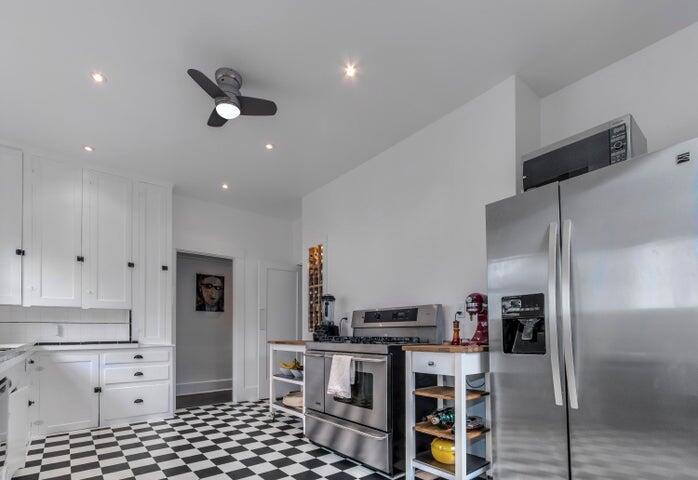 1917 Bath Street Santa Barbara, CA 93101 - Photo 13 of 24 Kitchen in Front Unit
