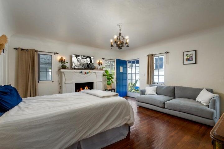1917 Bath Street Santa Barbara, CA 93101 - Photo 20 of 24 Studio Photo 2