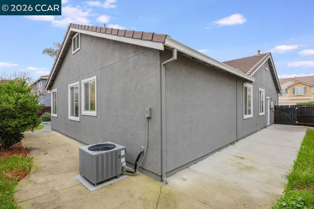 $710,000 | 1954 Canyon Oaks Circle, Pittsburg, CA 94565