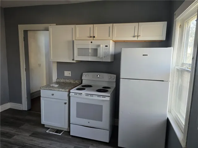 $1,500 | 150 Gardiner Avenue, Rochester, NY 14611