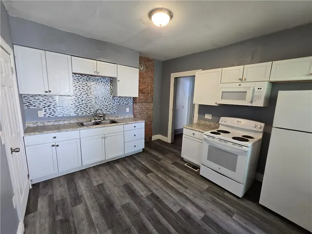 $1,500 | 150 Gardiner Avenue, Rochester, NY 14611