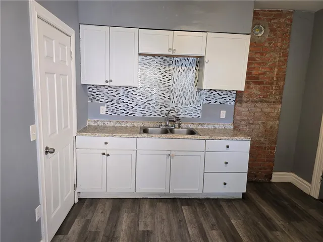 $1,500 | 150 Gardiner Avenue, Rochester, NY 14611