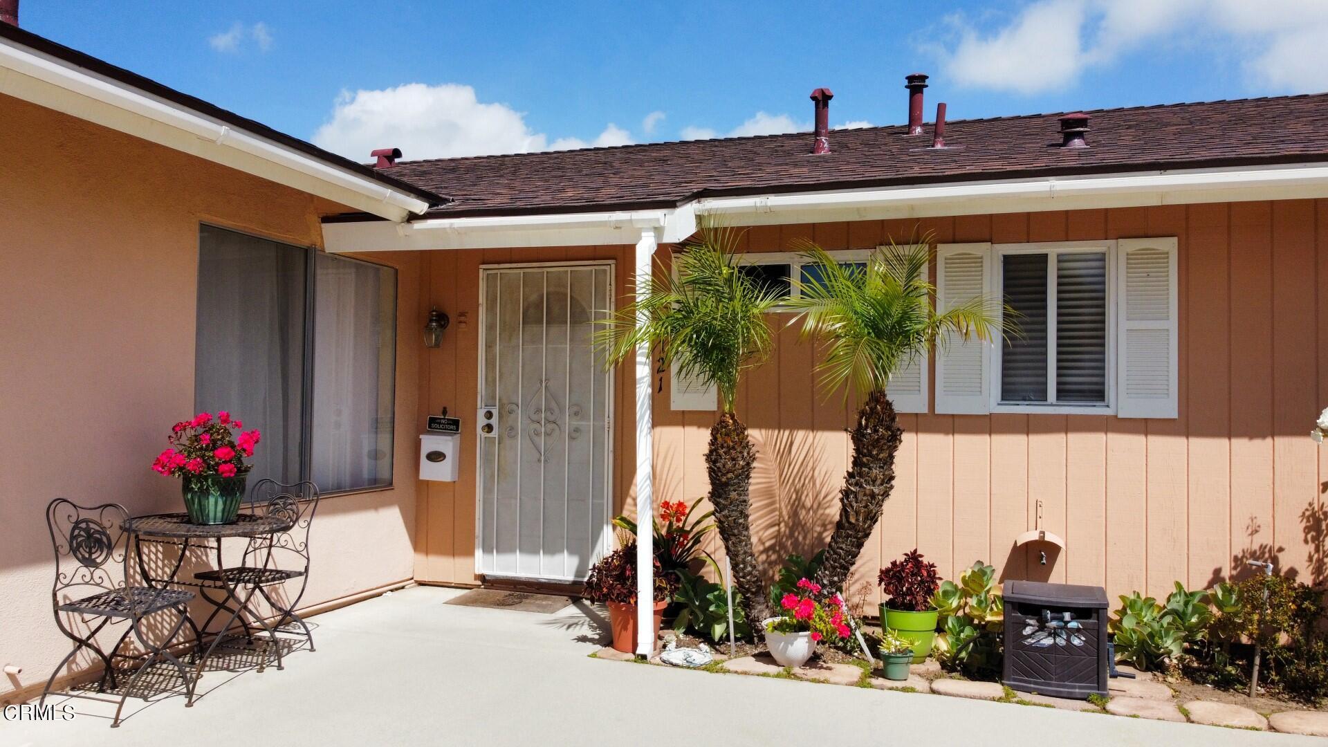 1121 Yale Street Oxnard, CA 93033 - Photo 2 of 22 a front view of a house