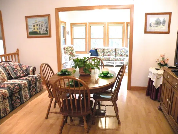 $675,000 | 150 J W Thompson Road, Westmoreland, TN 37186