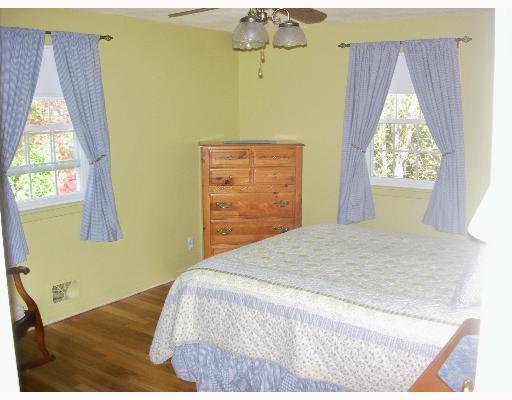 8 Pitman Road Warwick, RI 02886 - Photo 4 of 8 Master Bedroom.
