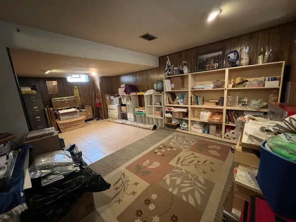 $395,000 | 7810 Tripp Avenue, Skokie, IL 60076