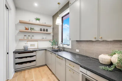 $2,295,000 | 3490 William Way, Independence, MN 55359