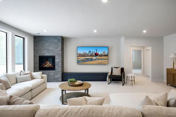 $2,295,000 | 3490 William Way, Independence, MN 55359