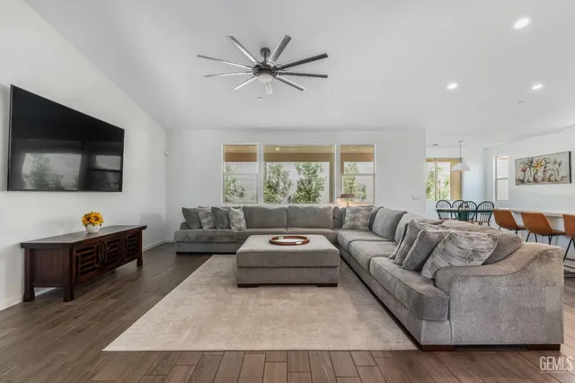 $529,999 | Undisclosed Address, Bakersfield, CA 93311