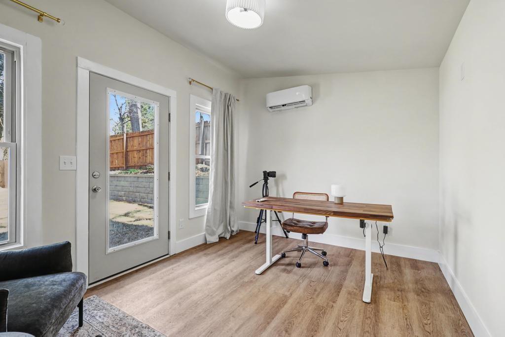177 Kirkpatrick Drive Southwest Marietta, GA 30064 - Photo 25 of 37 a living room with furniture and wooden floor