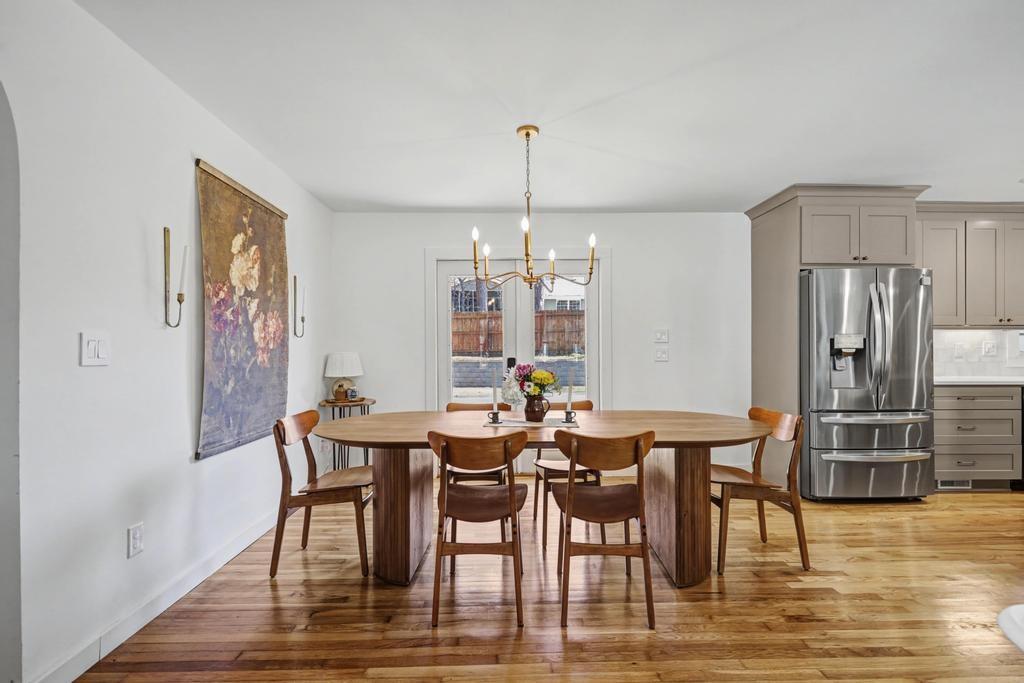 177 Kirkpatrick Drive Southwest Marietta, GA 30064 - Photo 6 of 37 a view of a dining room with furniture