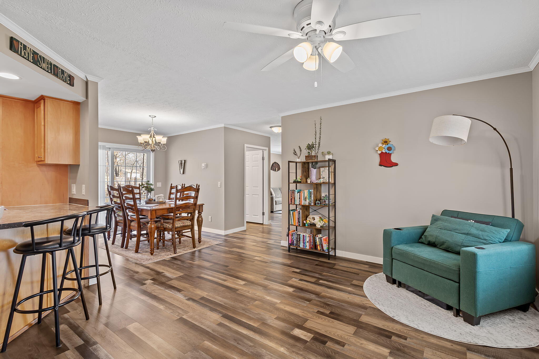 10917 Sheephead Court Demotte, IN 46310 - Photo 13 of 39 2048x1365