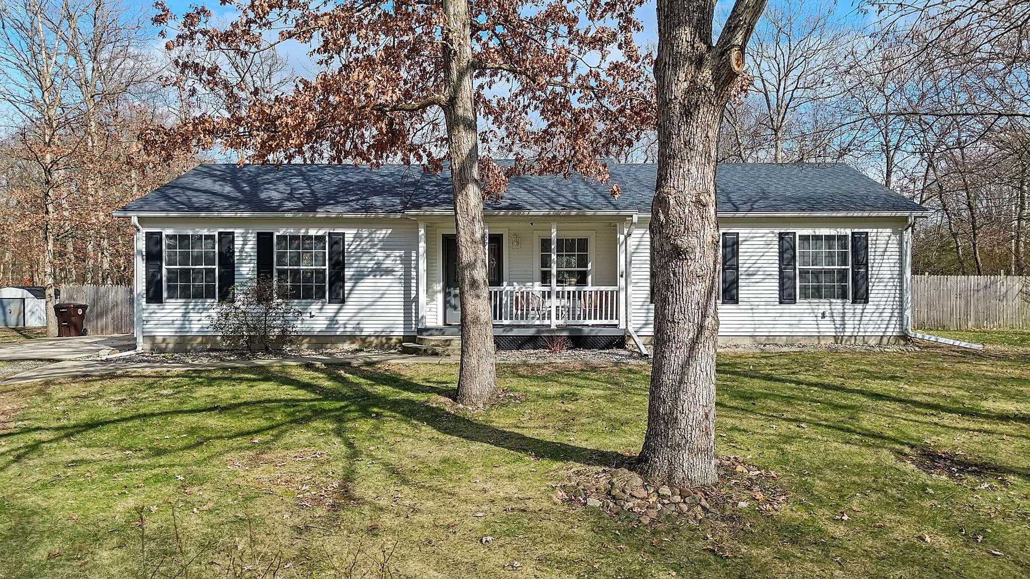 10917 Sheephead Court Demotte, IN 46310 - Photo 3 of 39 2048x1152