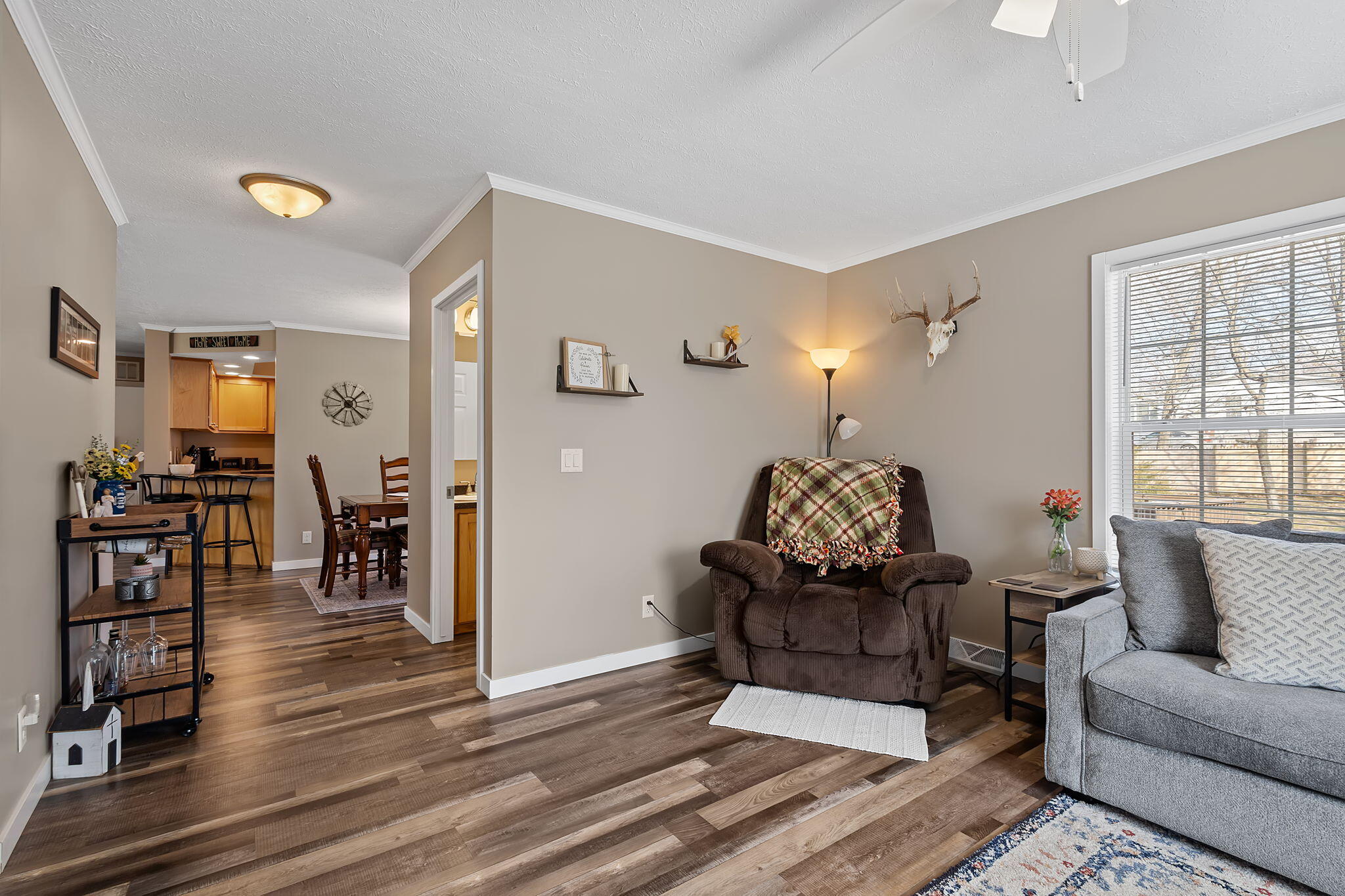 10917 Sheephead Court Demotte, IN 46310 - Photo 9 of 39 2048x1365