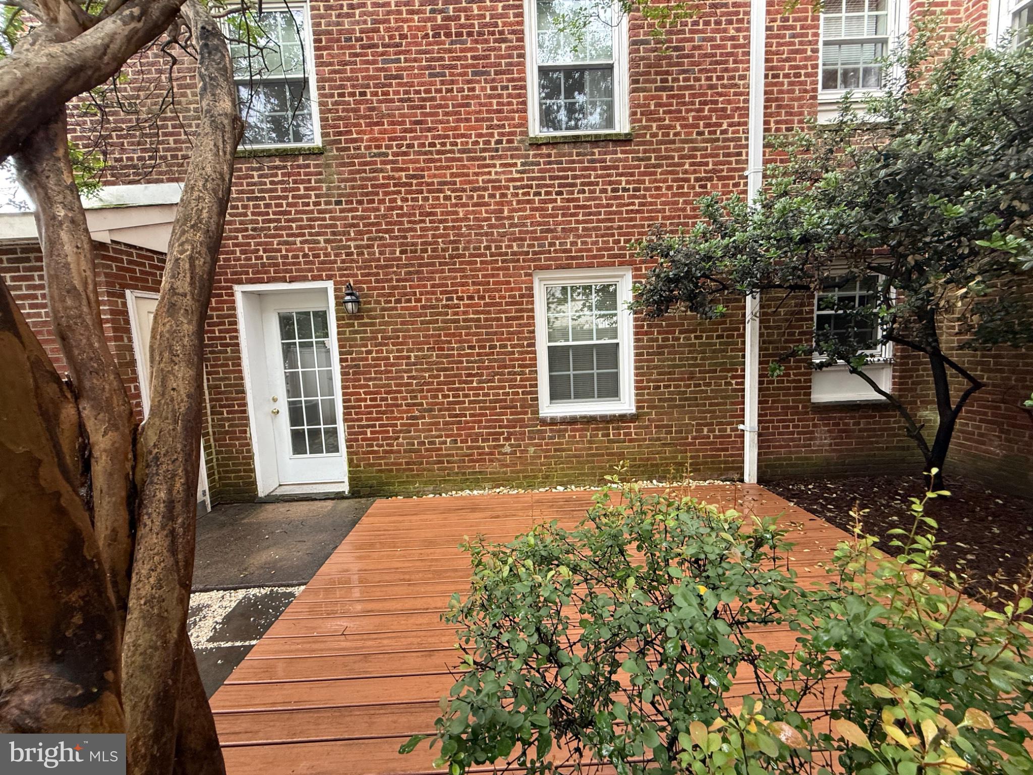 2902 13th Road South, Unit 4021 Arlington, VA 22204 - Photo 13 of 14 Charming courtyard with rustic brick.