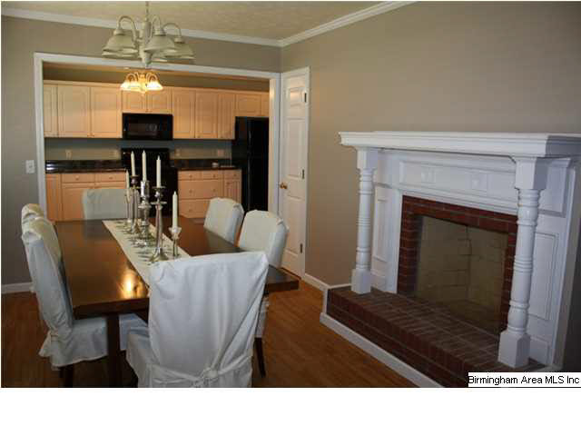815 Hollingsworth Road Jacksonville, AL 36265 - Photo 4 of 29