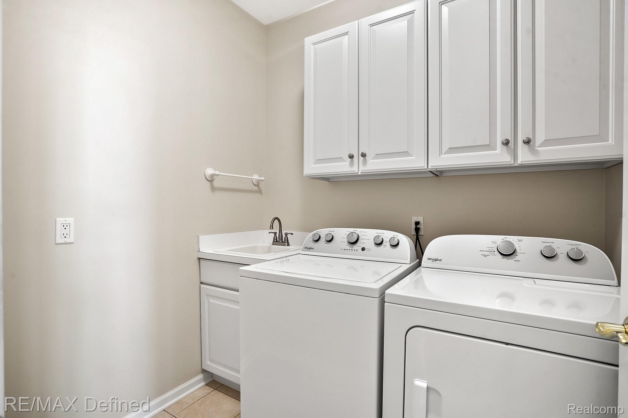 1179 Terra Lane Rochester, MI 48306 - Photo 30 of 40 31.jpg