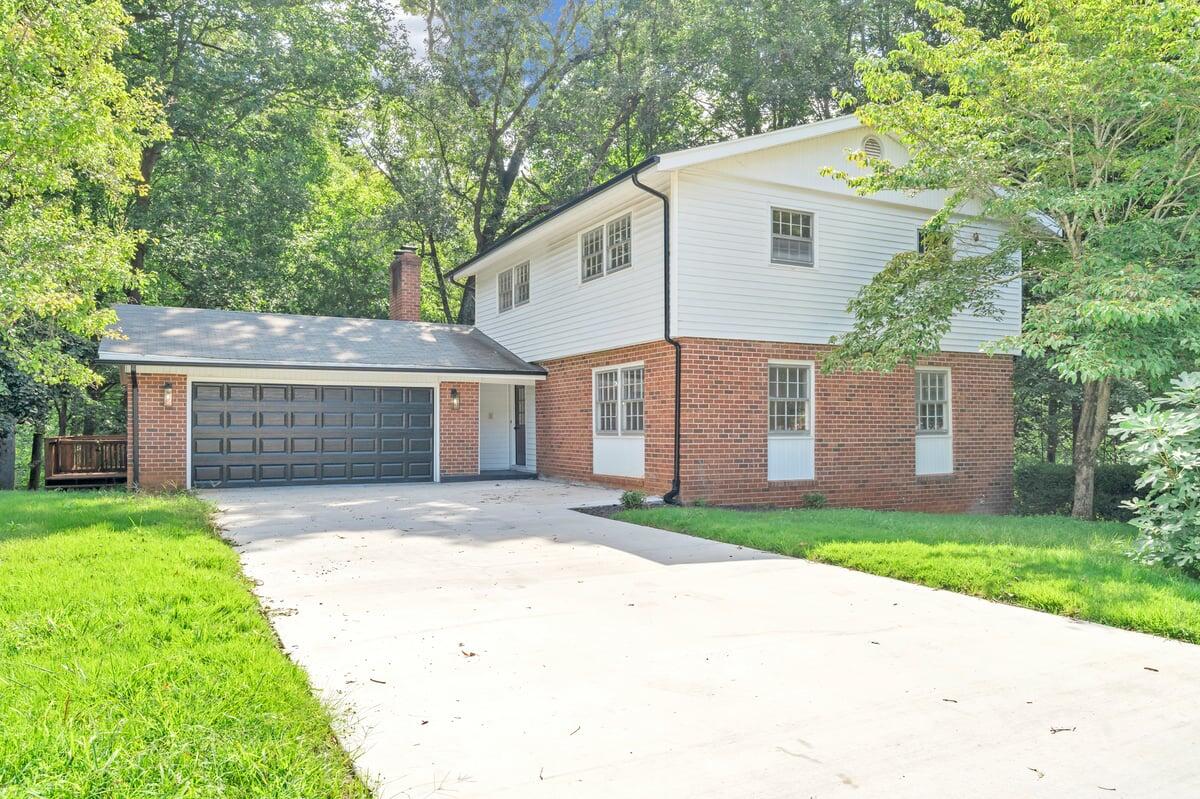 907 Hunting Ridge Road Martinsville, VA 24112 - Photo 47 of 52 Front