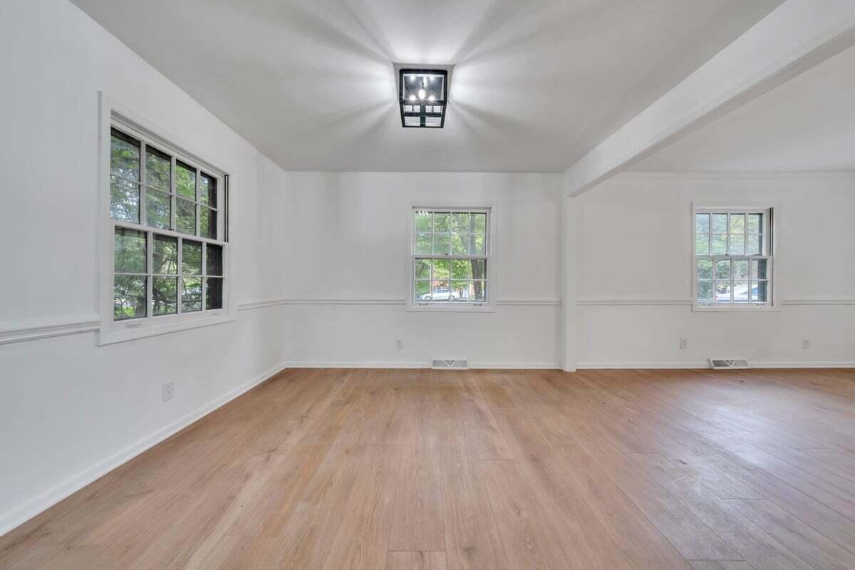 907 Hunting Ridge Road Martinsville, VA 24112 - Photo 9 of 52 MIB00528