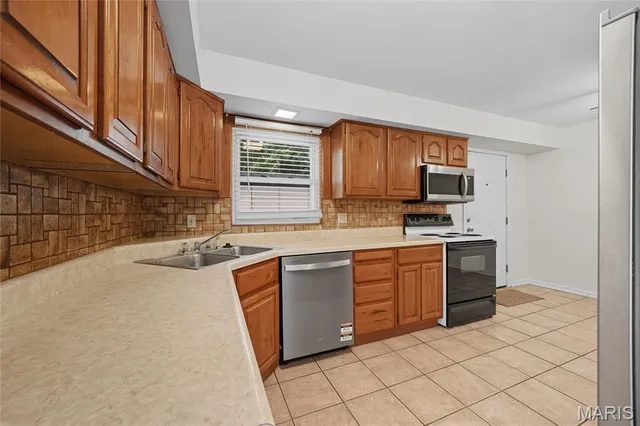 $184,900 | 1090 St Joseph Street, Florissant, MO 63031