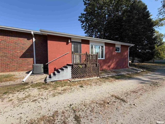 $199,000 | 369 North Kellogg Street, Galesburg, IL 61401