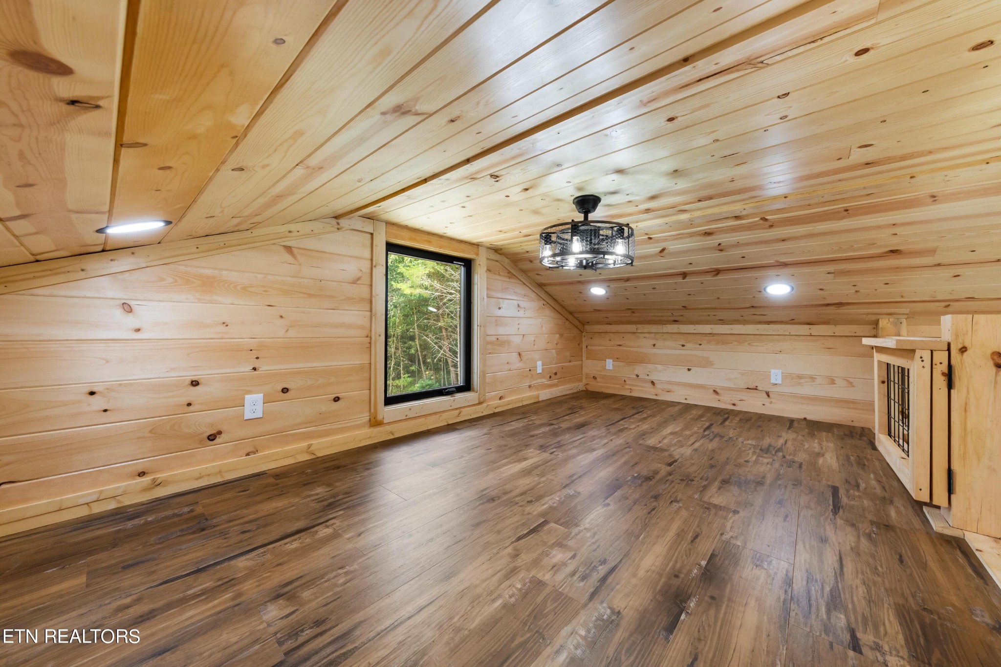 1210 Powder Springs Road Sevierville, TN 37876 - Photo 17 of 34