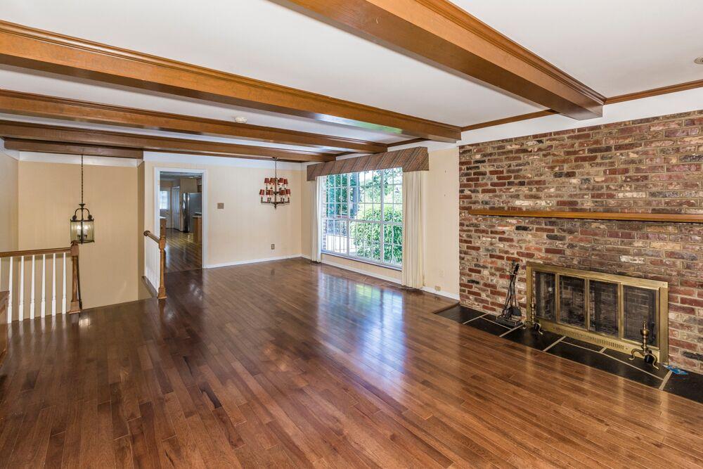 601 Kempton Road Knoxville, TN 37909 - Photo 8 of 35 family room