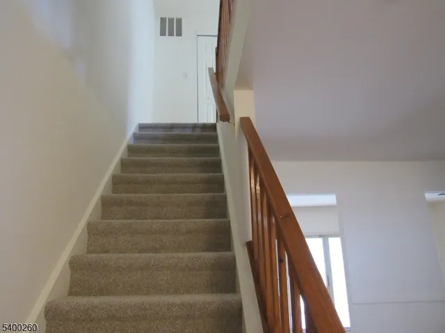 $409,000 | 32 Lafayette Court, North Brunswick, NJ 08902