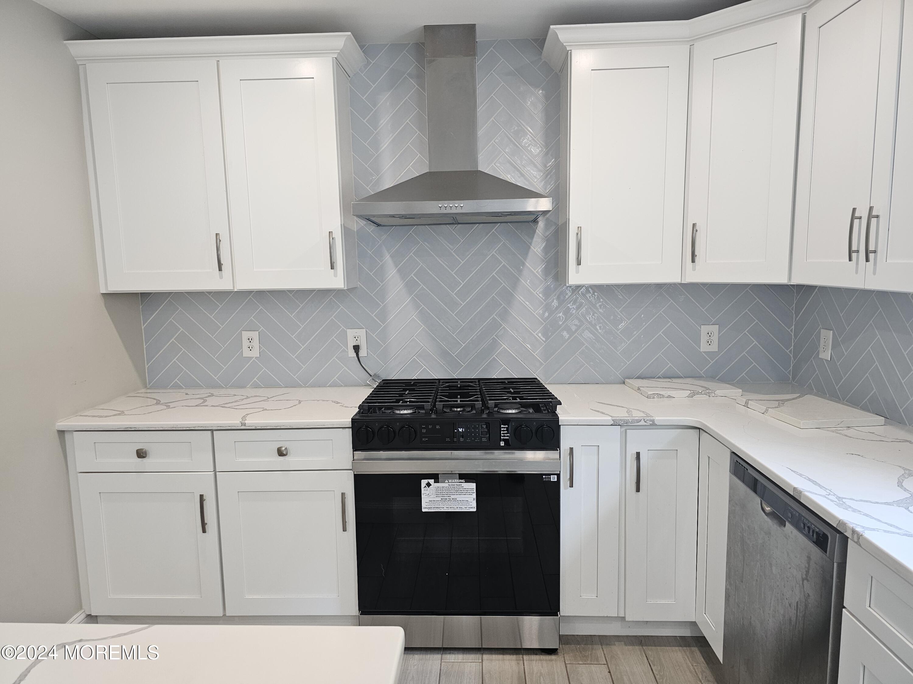 14 Vienna Road Howell, NJ 07731 - Photo 7 of 26 kitchent 3