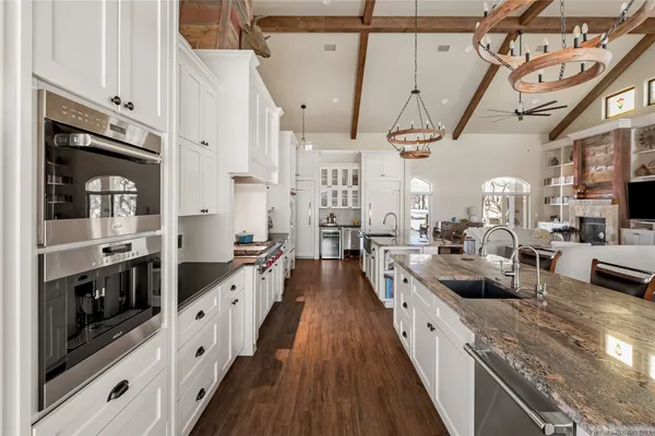 $4,490,000 | 1450 Los Escondidos, Marble Falls, TX 78654