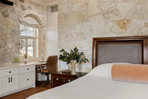 $4,490,000 | 1450 Los Escondidos, Marble Falls, TX 78654