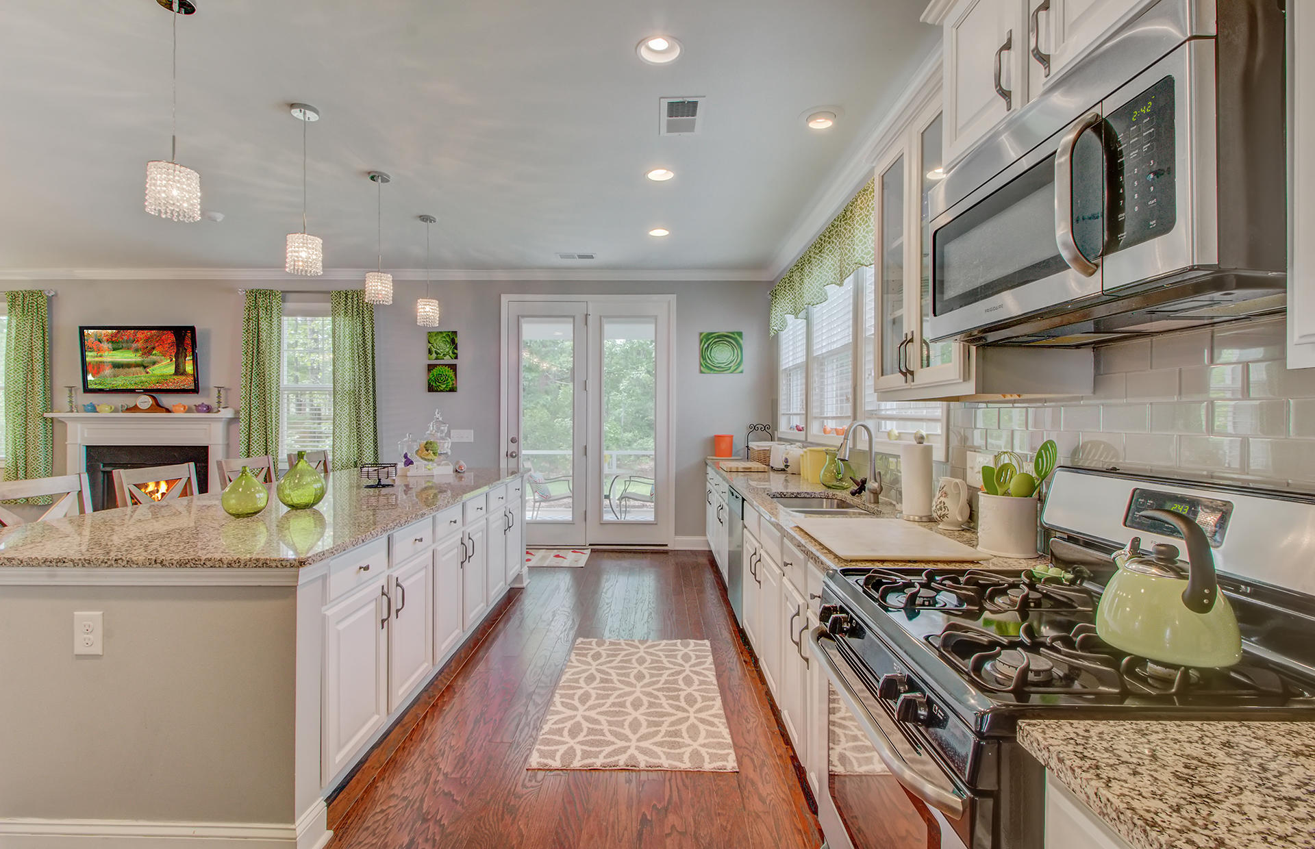 614 Kilarney Road Summerville, SC 29483 - Photo 13 of 39 15