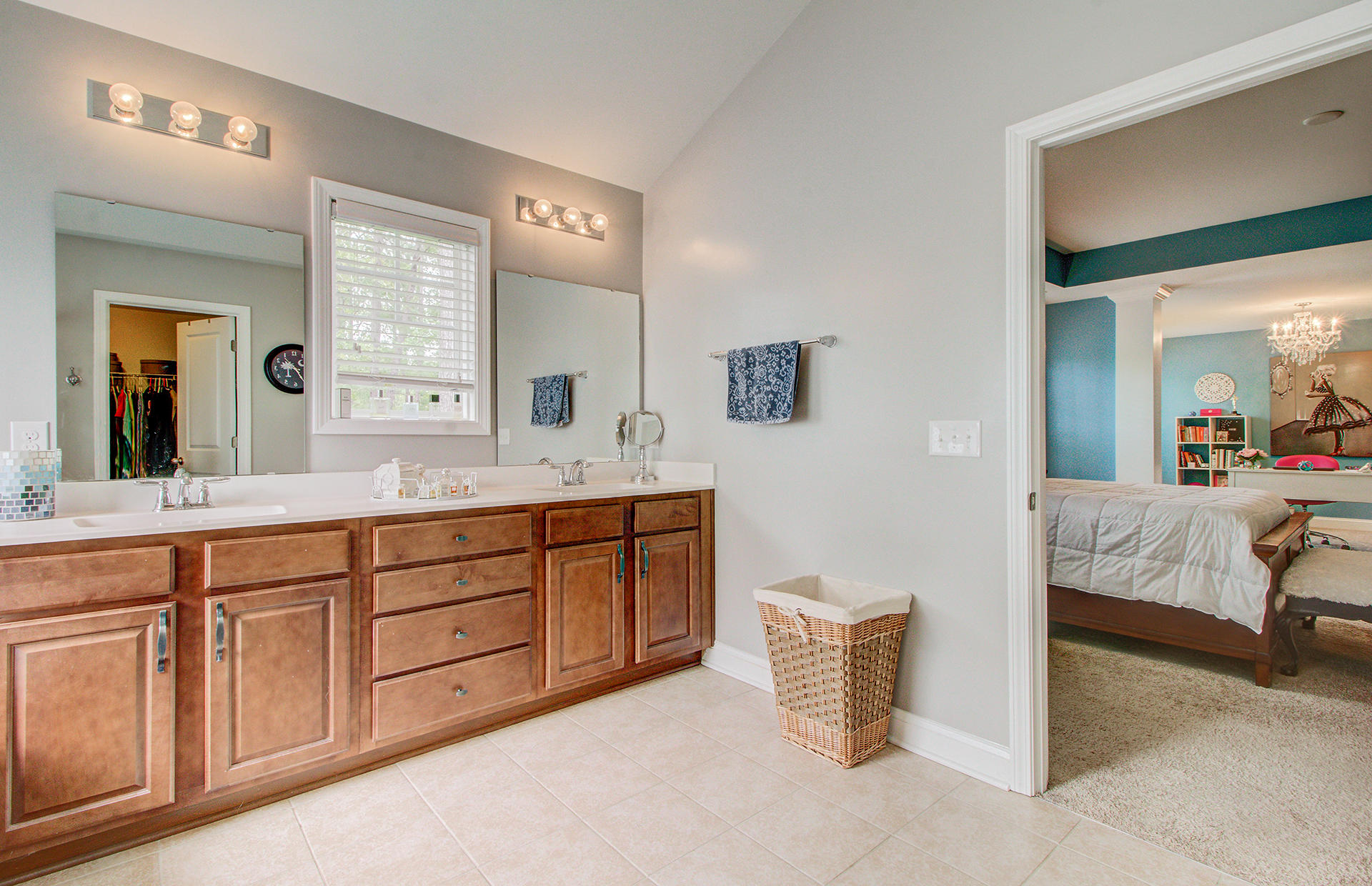 614 Kilarney Road Summerville, SC 29483 - Photo 32 of 39 38