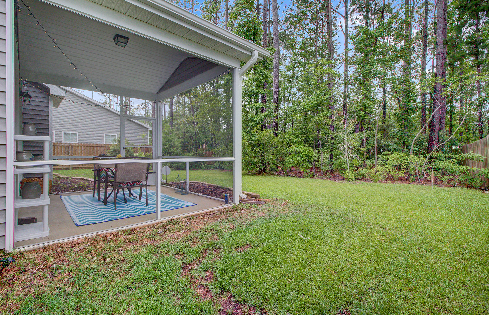 614 Kilarney Road Summerville, SC 29483 - Photo 36 of 39 18