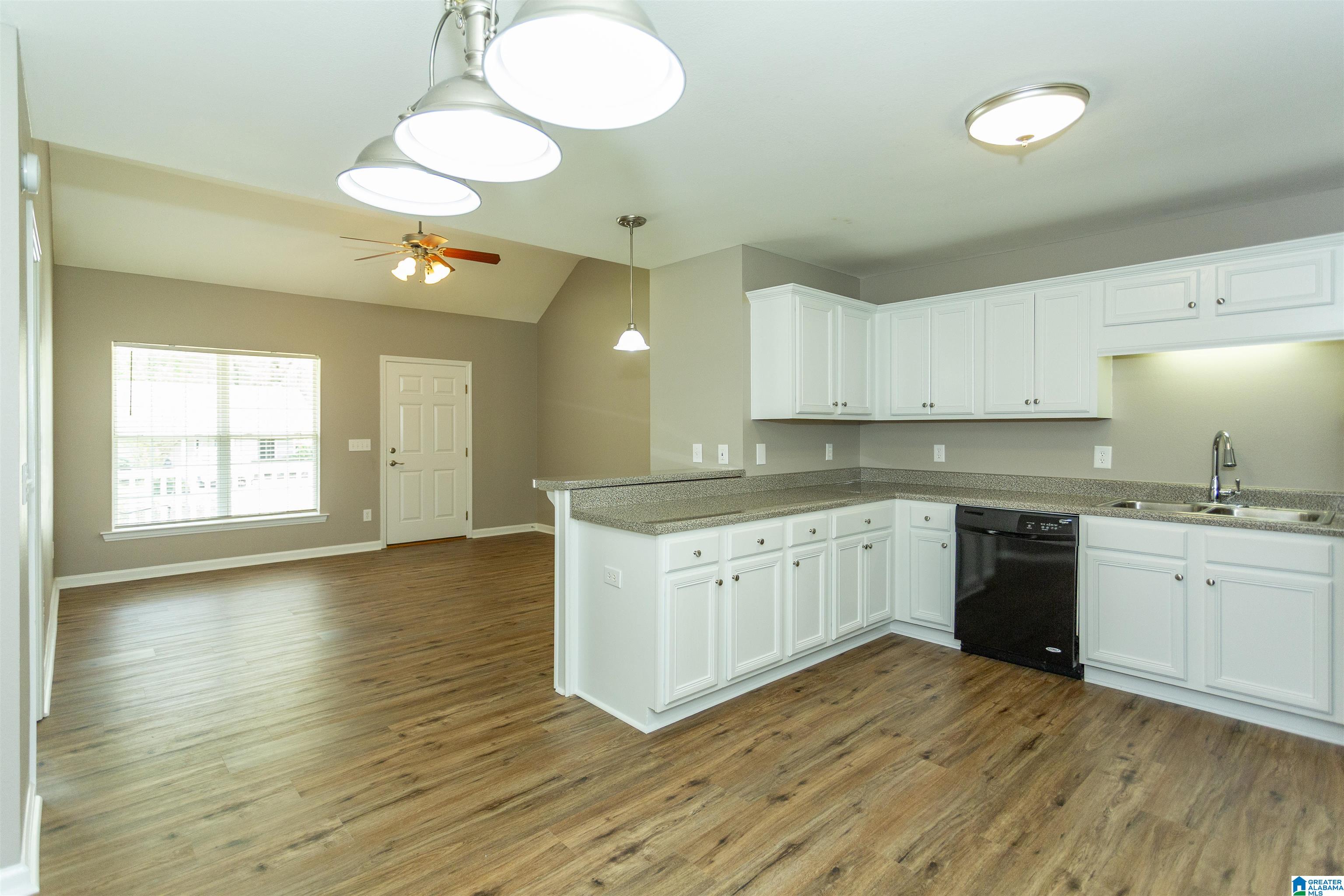 181 Reese Drive Alabaster, AL 35007 - Photo 18 of 34