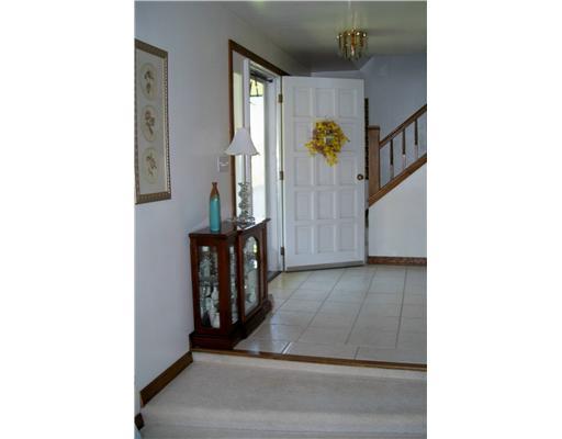 136 St Joe Road Butler, PA 16002 - Photo 3 of 12 Other. Foyer